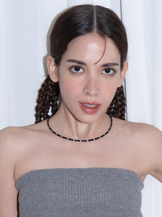 Bohemian Gemstone & Pearl N_black