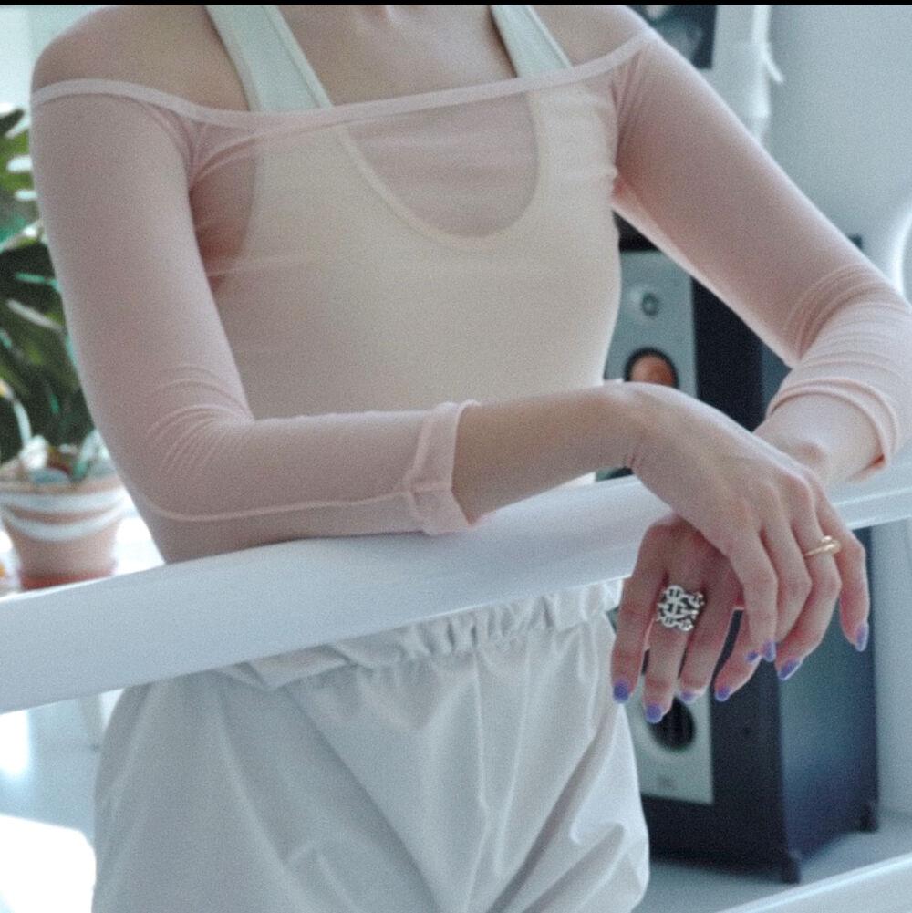 Off Shoulder Mesh Warmer (오프숄더매쉬워머)