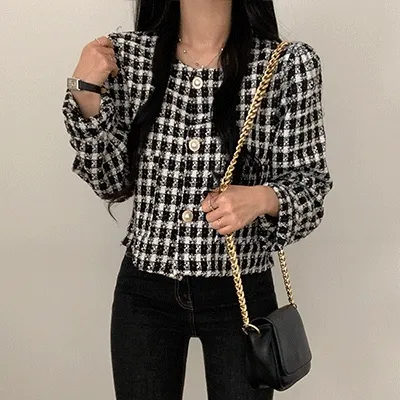 가볍게 툭, 트위드 가디건