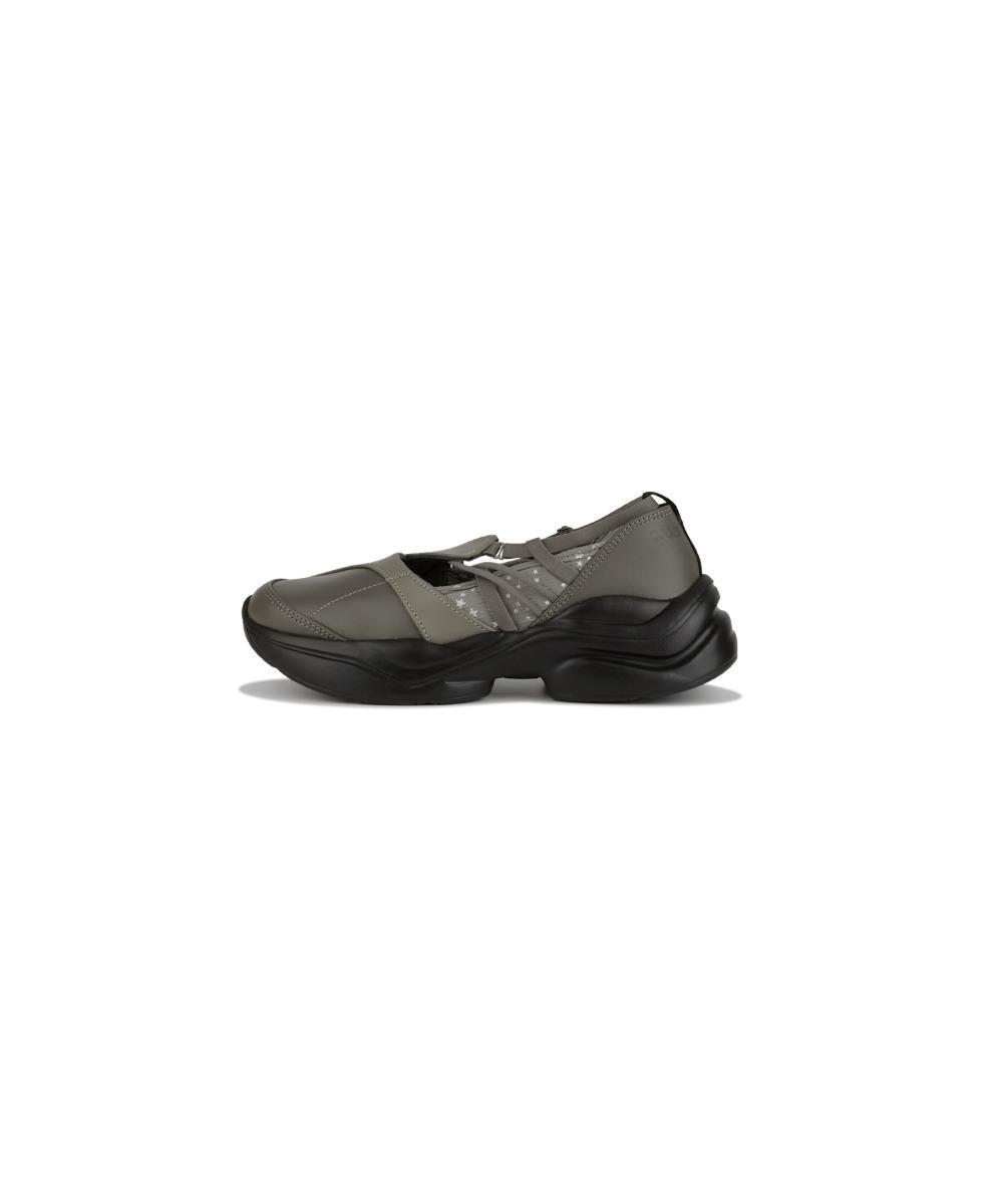 Strap Toe Sneakers / Stone Brown