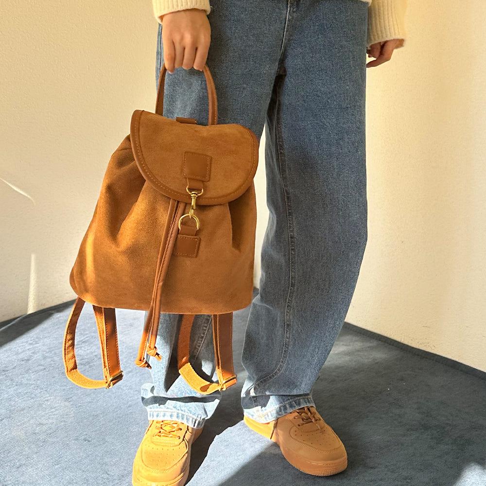 윤키 무료배송 당일출고 스웨이드백팩 복조리 고퀄 가죽 버클 직장인 데일리 세무 미니 가방