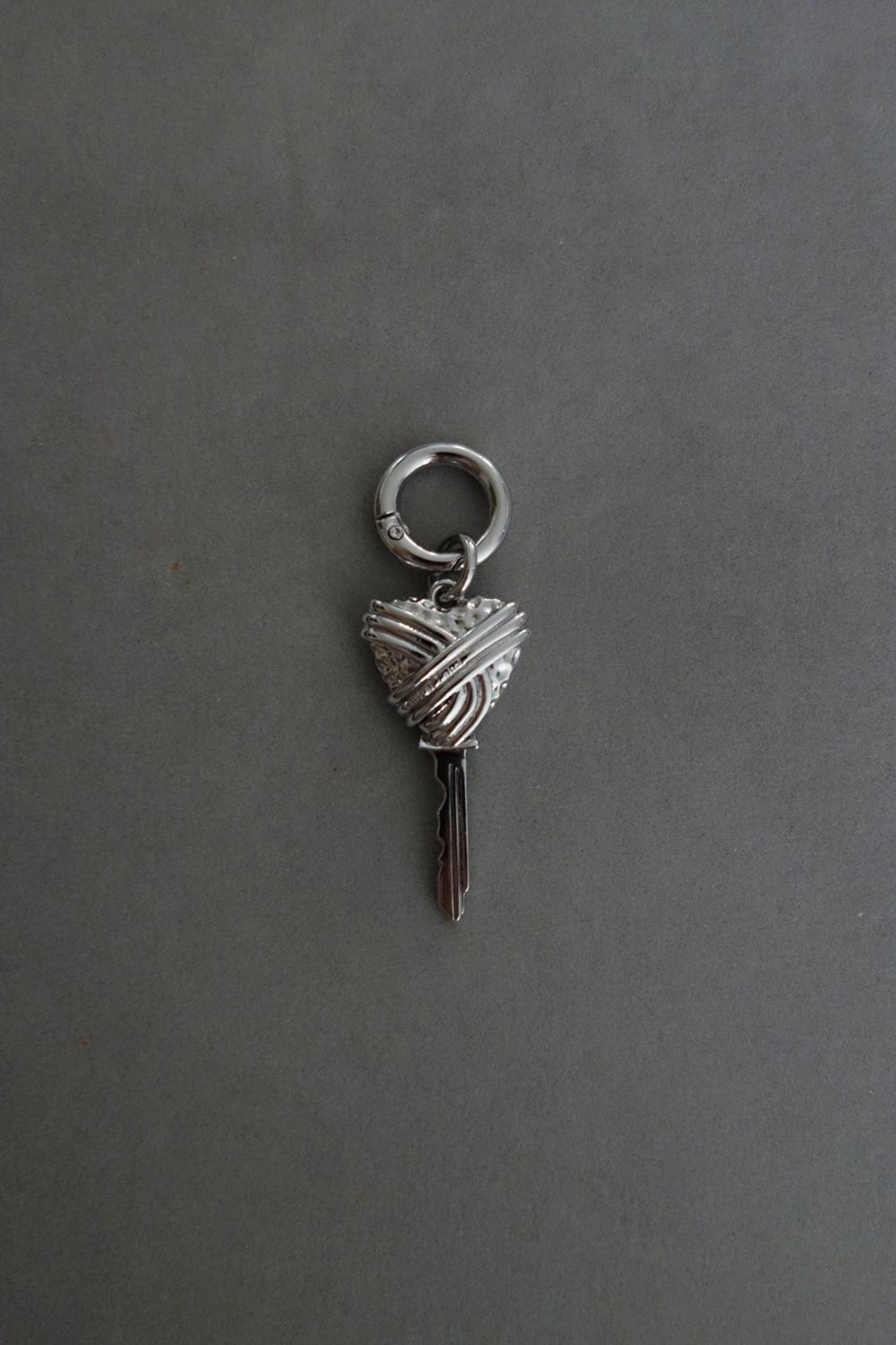 [Label Line]﻿ 24PF Huggy Heart Keyring (Brass, No Silver 925)