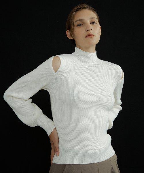 Cutting Half Turtleneck Knit (ivory)