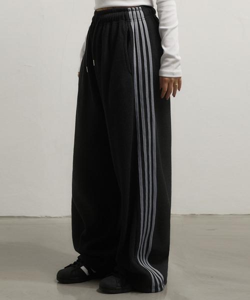 니팅 라이크 트랙 팬츠 차콜