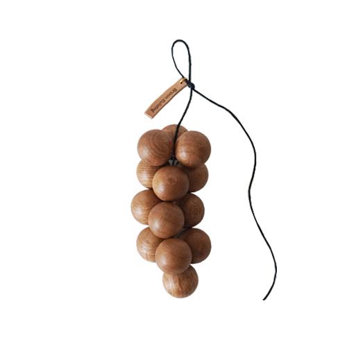 wooden grapes
