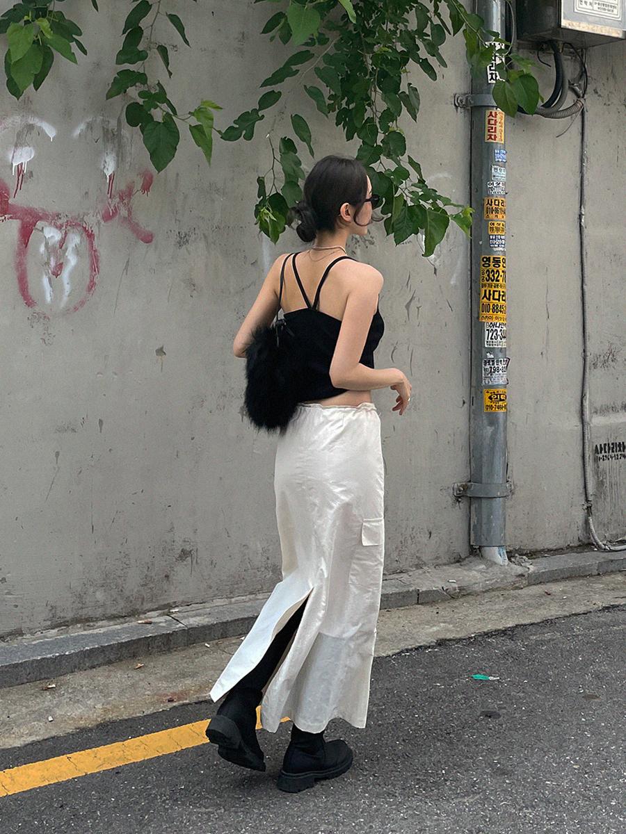 String Cargo Skirt ( Black / Cream )