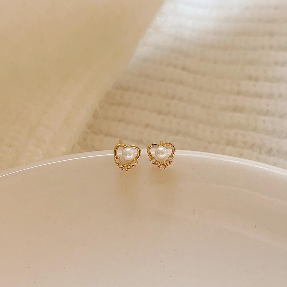프리테 14k 큐빅 하트 진주 귀걸이 데이트 데일리 포인트 귀걸이