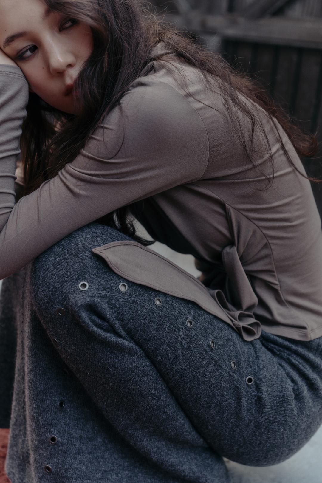 ROUGH KNIT SKIRT - CHARCOAL