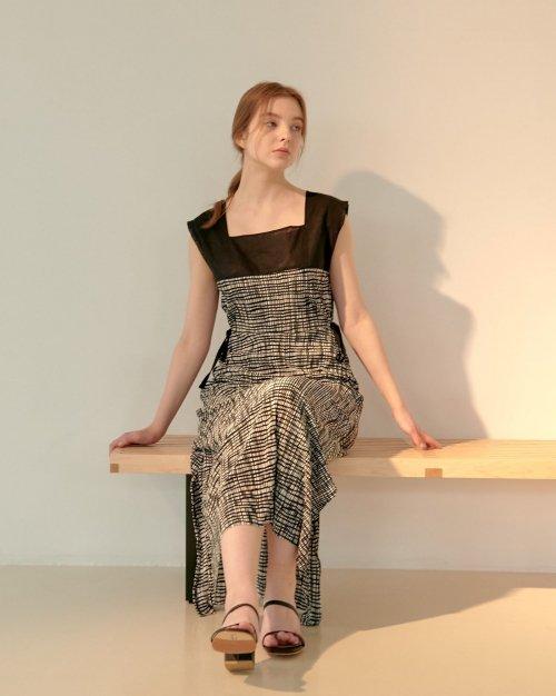 Black Ripple Onepiece