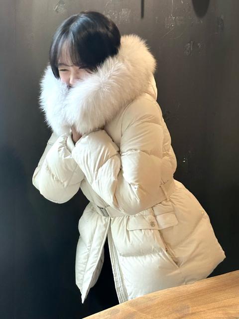 [BEST] 시그니쳐 슬림핏 벨티드 퍼후드 구스 다운_Z254PSG186