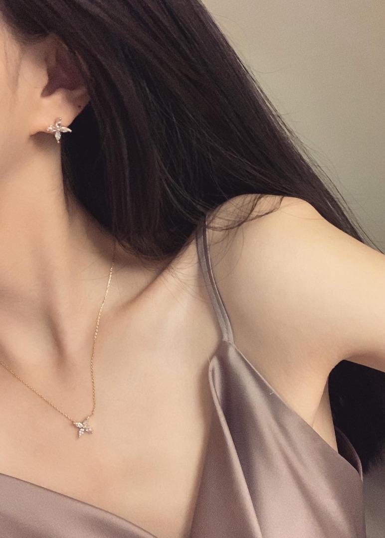 [highquality] 18K 데일리 들꽃 다이아 큐빅 네크리스 목걸이