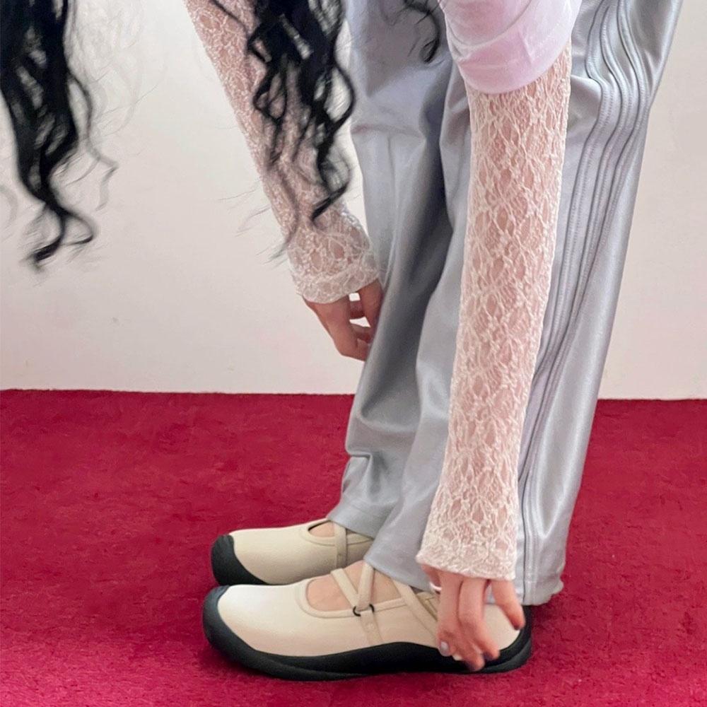 Verity velcro sneakers