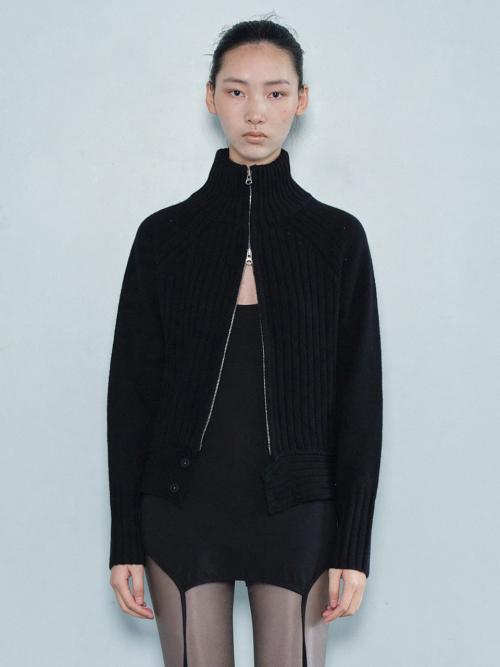 HEM BUTTON KNIT ZIP UP / BLACK