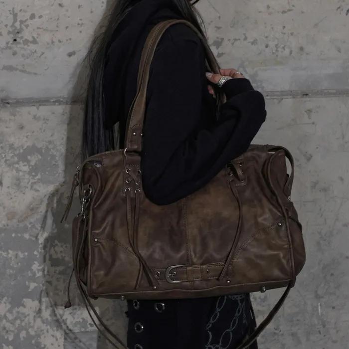 BELTED WASHING LEATHER BAG (BROWN) F25ZE990