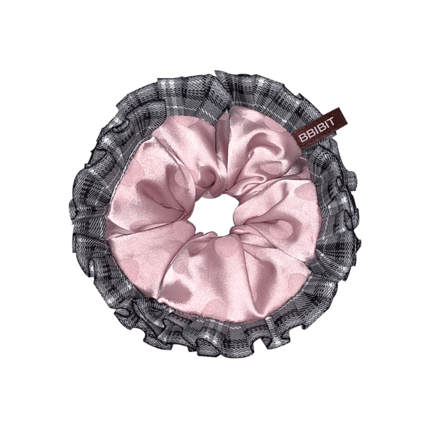 Pink dot &lace Scrunchies