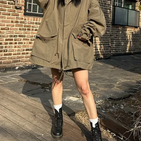 (인기폭주) 피쉬테일 숏 미디 포켓 오버핏 야상 (2 color)