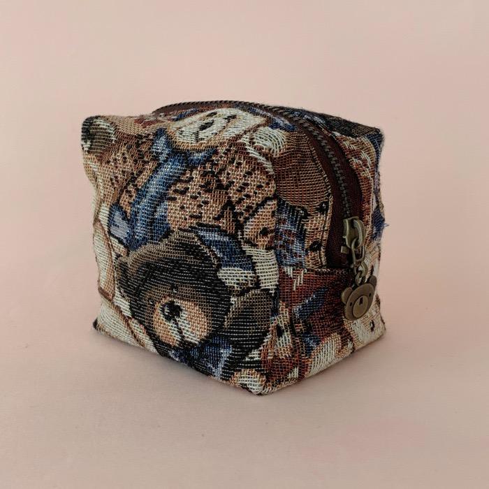 코쇼이 TEDDY BEAR CUBE POUCH