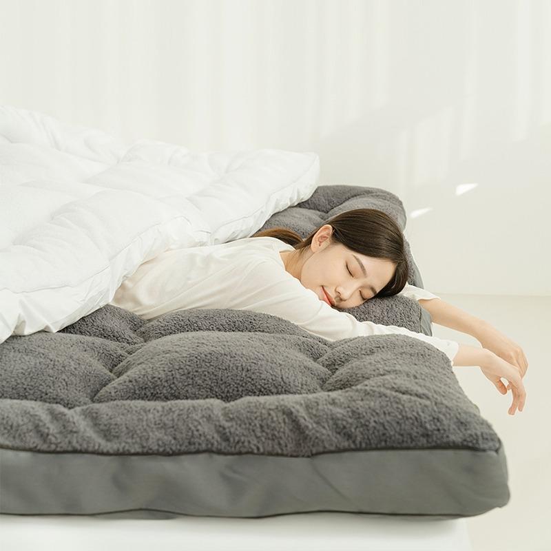 [🛒비밀 할인 페이지🎫]홈즈리빙 반반 10cm 두꺼운 매트리스 침대 토퍼