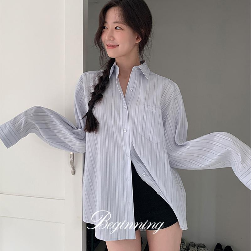 프롬비기닝 [오늘배송][MADE]실버 스트라이프 루즈핏 셔츠 (2color) (하객룩 하객 하객룩블라우스 스트라이프셔츠 긴팔블라우스 오버핏셔츠 하객블라우스 데이트룩 면접 가을)