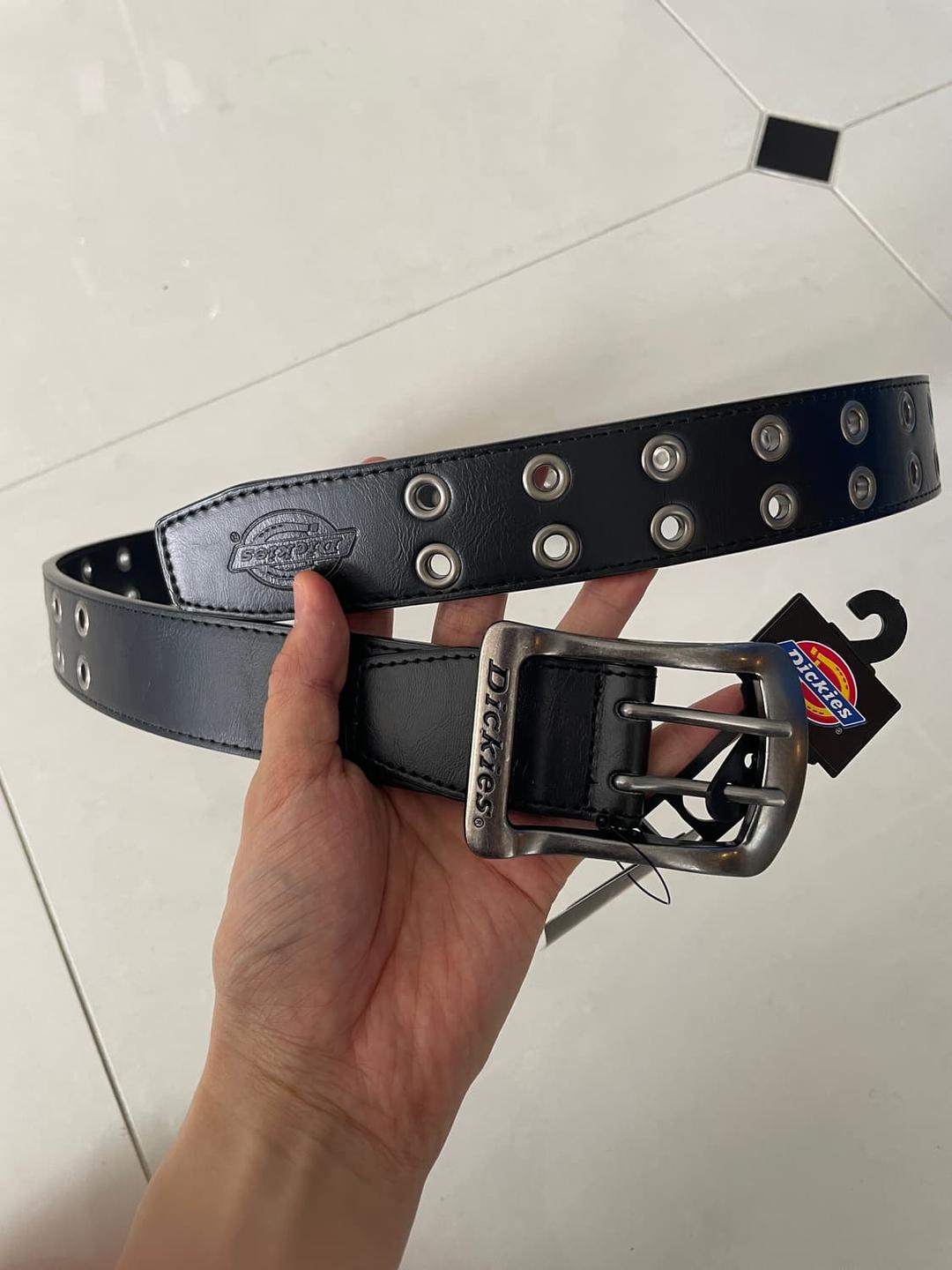 double eyelet belt