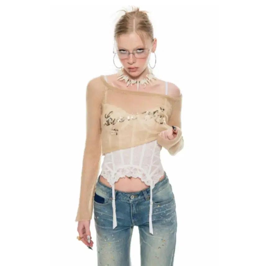 1JINN STUDIO 원진스튜디오 그물 니트 오프숄더 니트