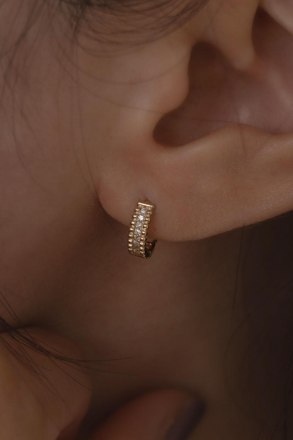 14k grace pave one touch earrings (1pair)