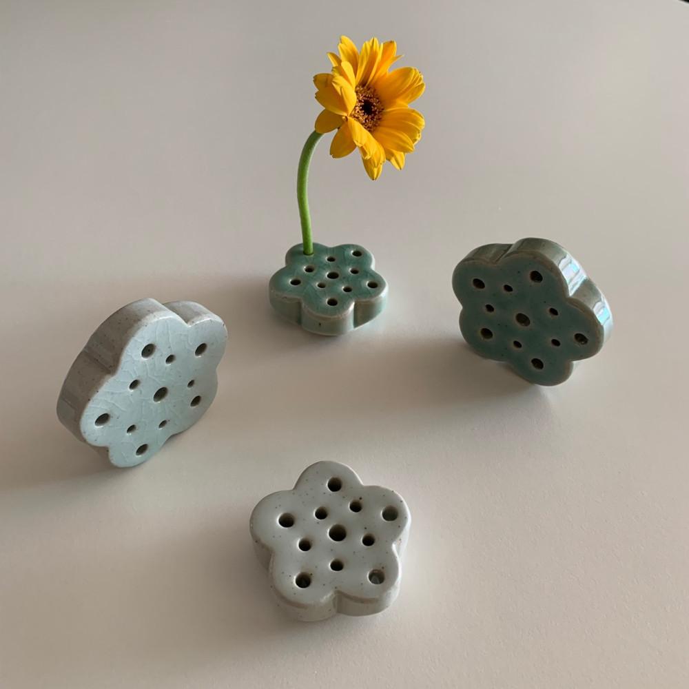 이성근 작가 꽃꽂이 꽃침봉 도자기침봉