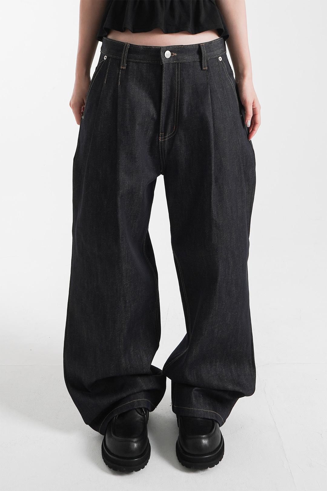 CLASSIC RAW DENIM PANTS