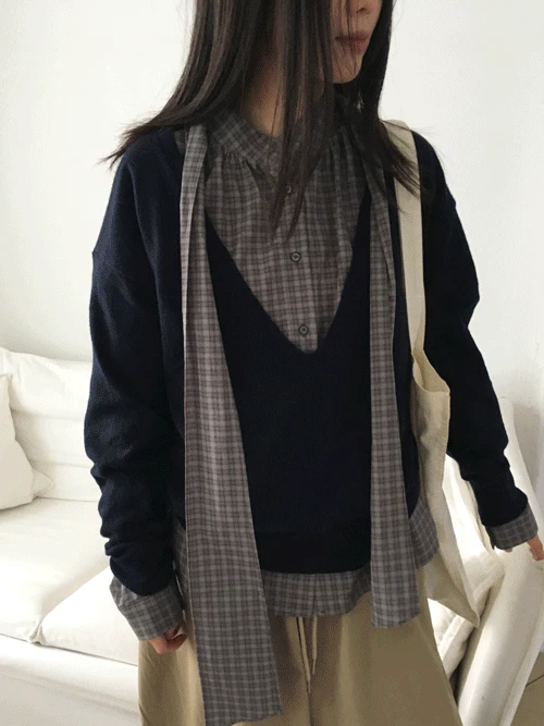 아케 딥 브이넥 니트 (4colors)