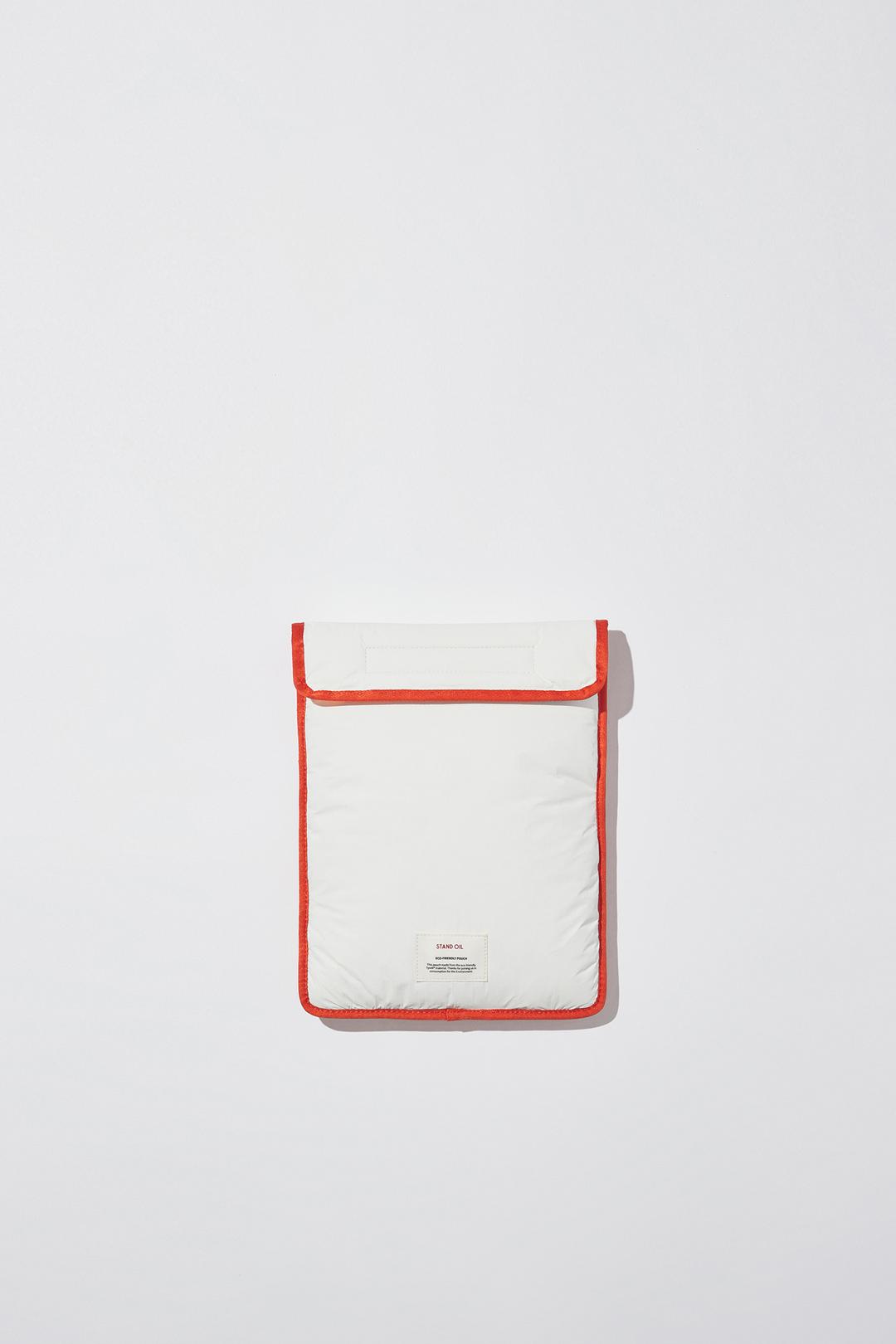 (Eco-Friendly) Laptop Pouch  · 랩탑파우치 / 버터