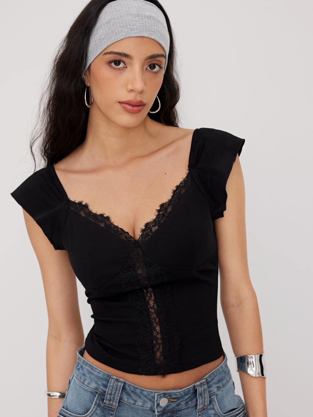 Cotton-blend V-neck Lace Trim Tee