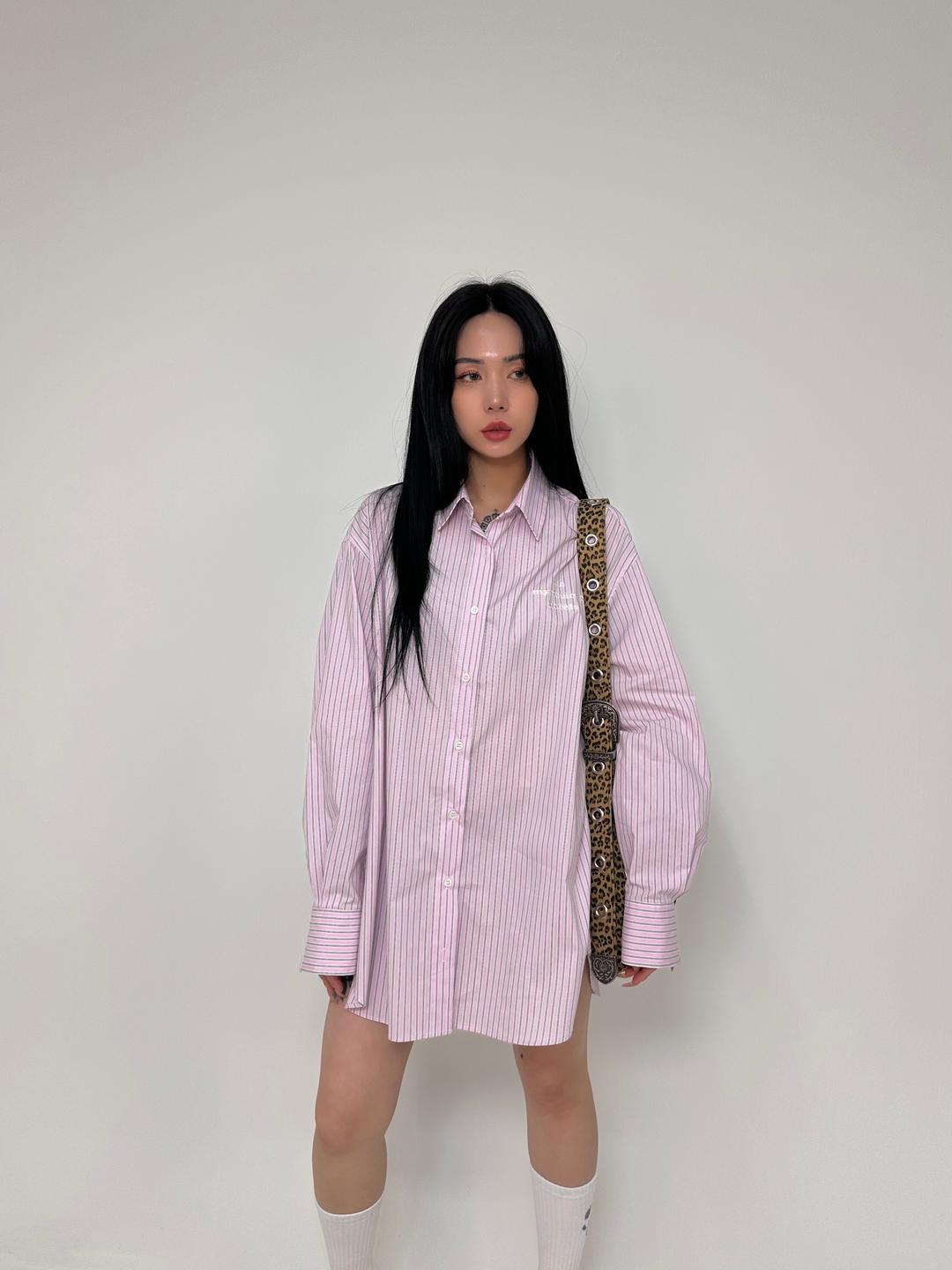 STRIPE OVER LOGO SHIRT