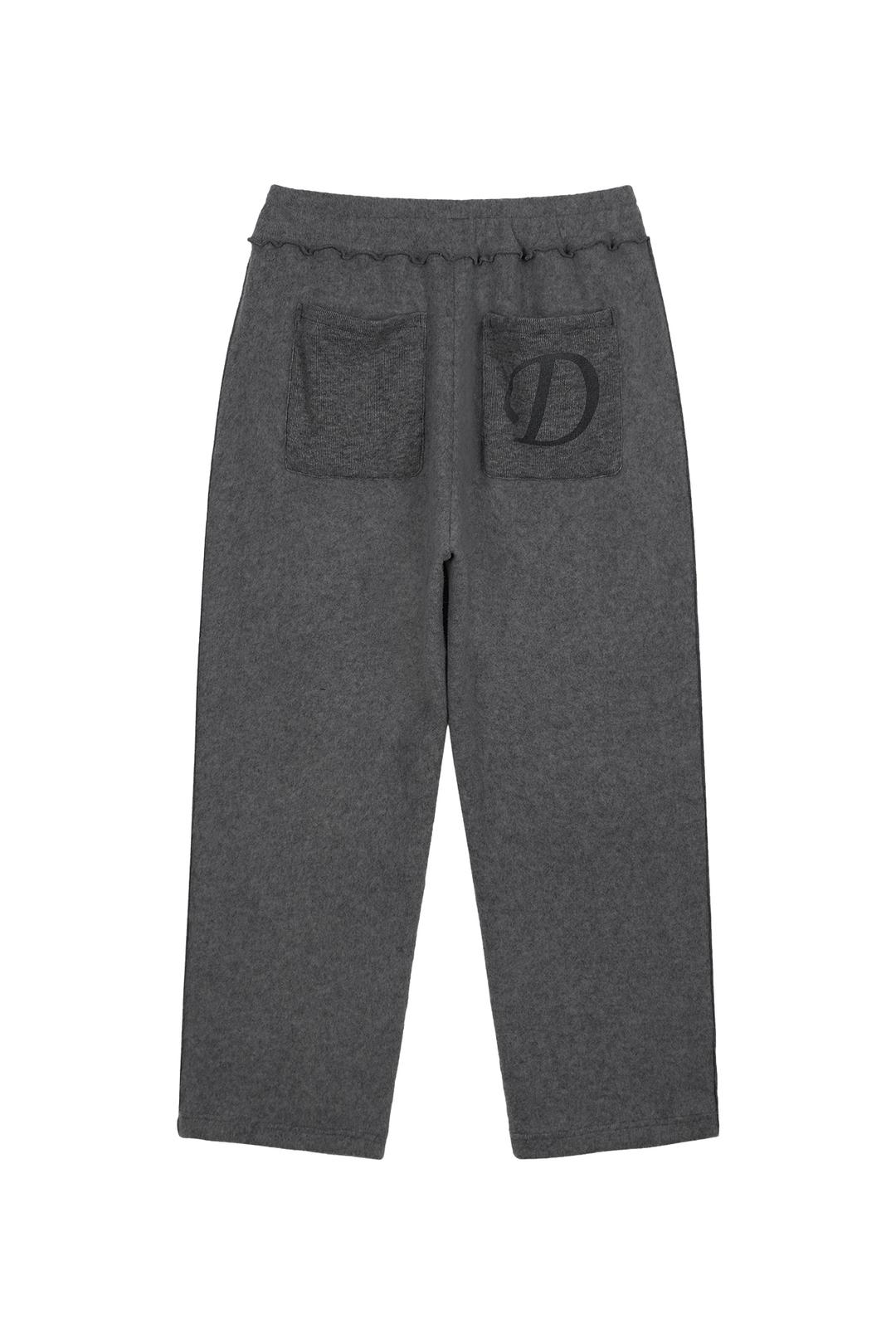 SMOOTH D LOGO KNIT PANTS IN CHARCOAL