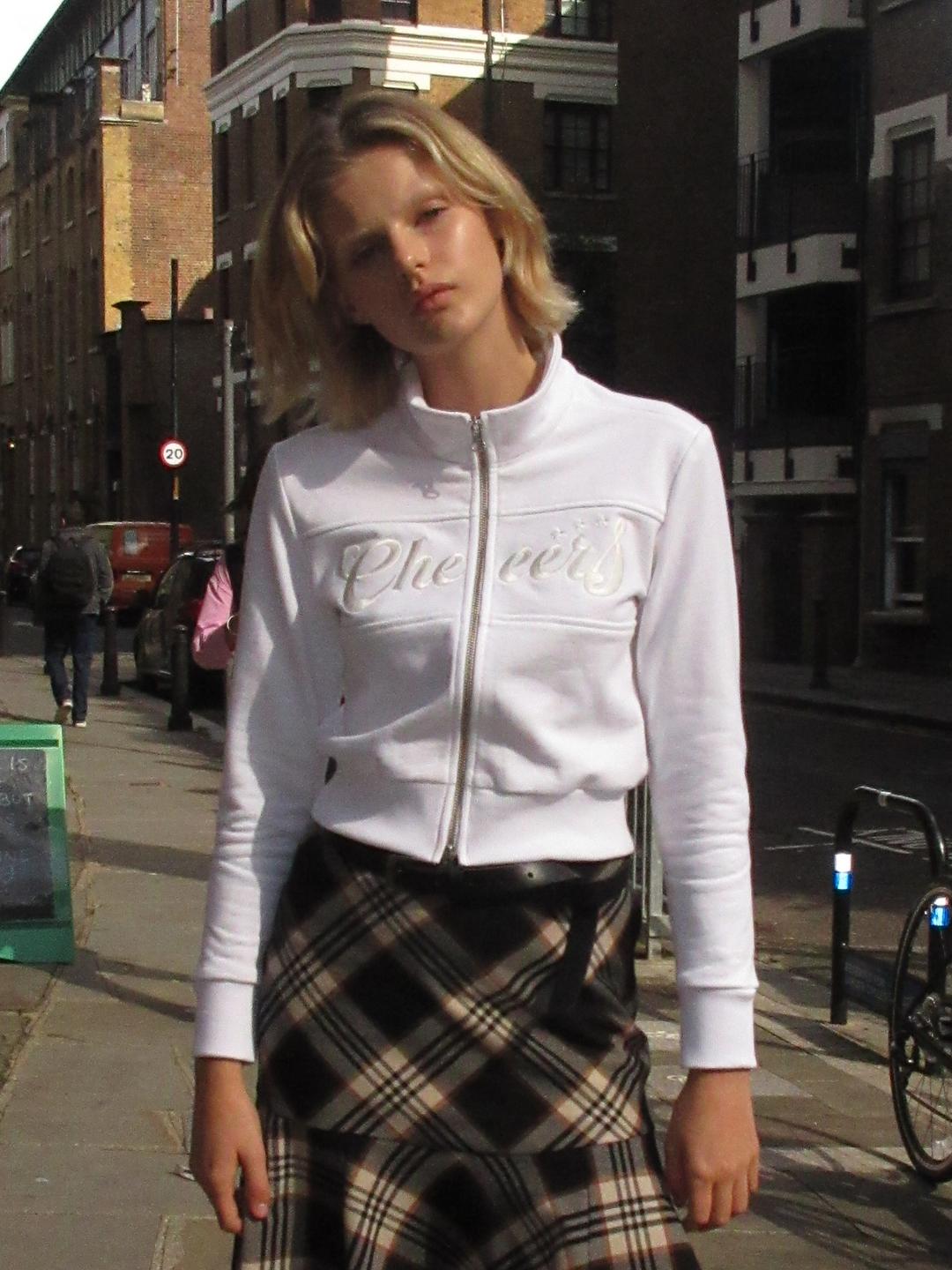 [10/9 예약배송] TRACK-TOP (WHITE)