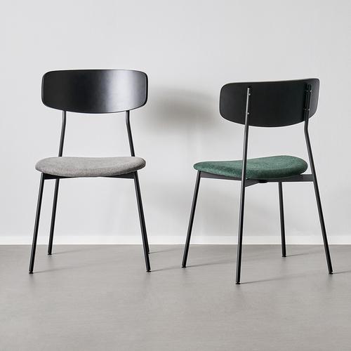 BYRON CHAIR - BLACK FRAME