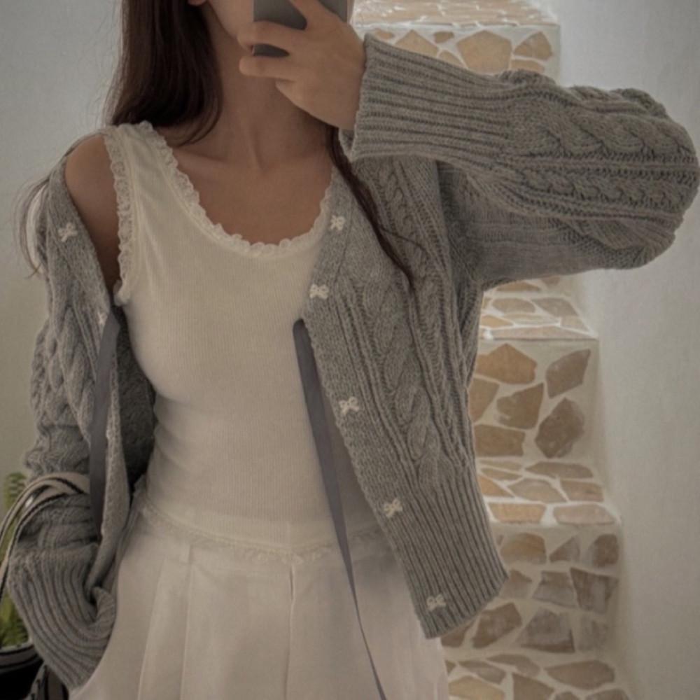 러블리 리본 자수 꽈배기 가디건