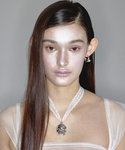 Angelic compact lace necklace