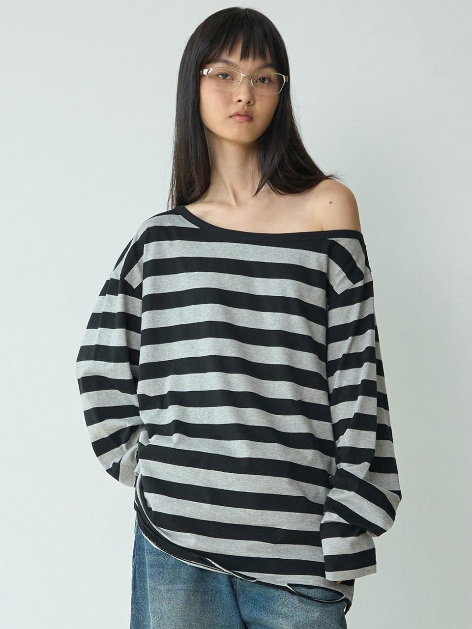 One Shoulder Distressed T-Shirts [Stripe Black]