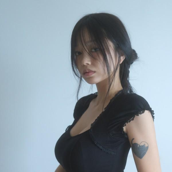 [ 2nd ] Dear ribbon top (bl)