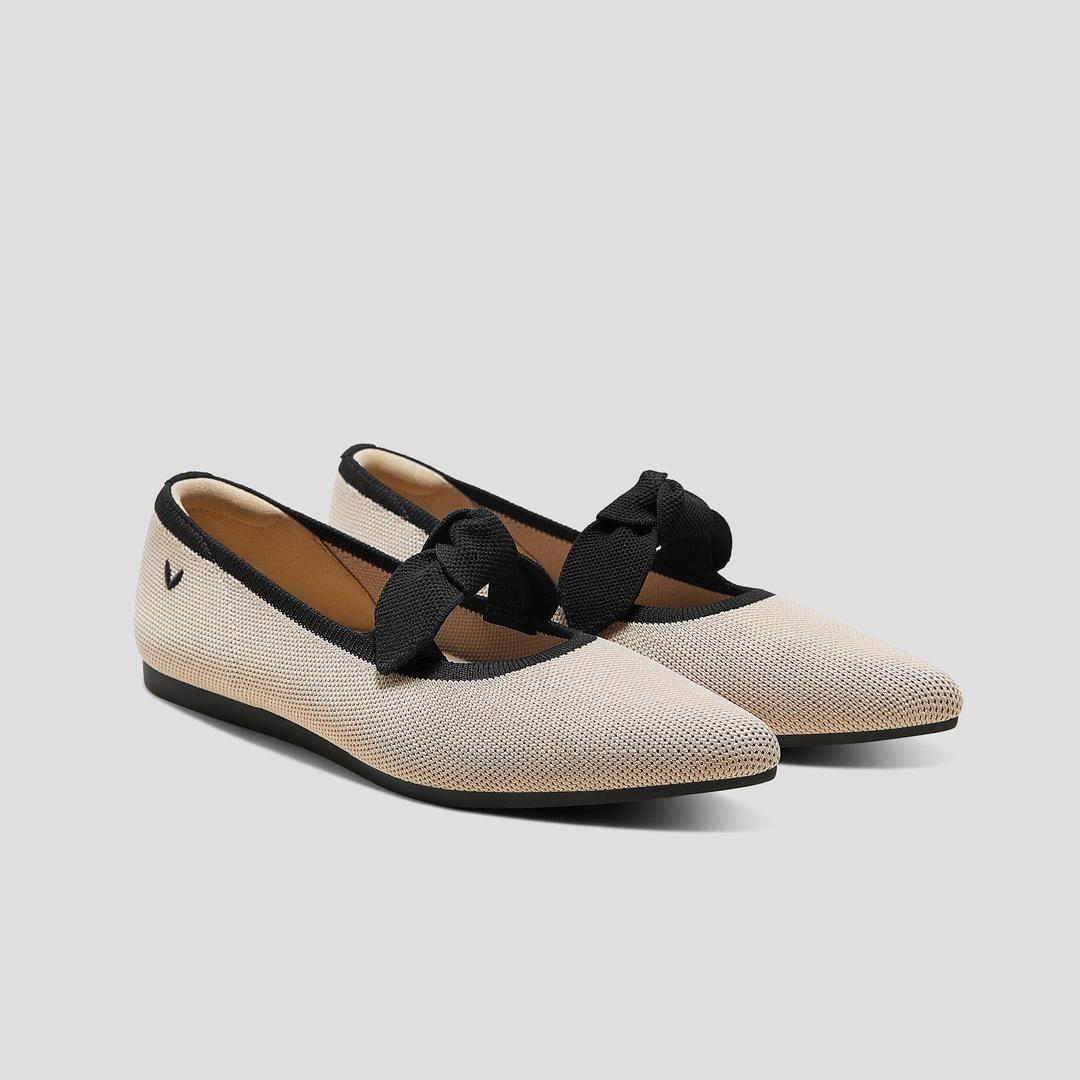 포인트토 보우 플랫 Addriane