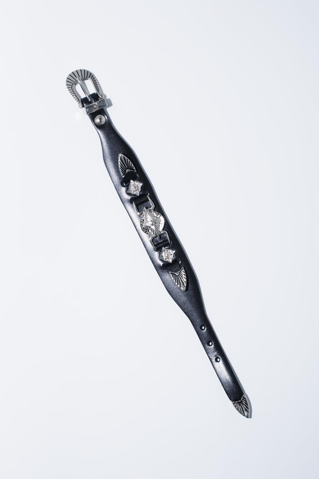 CONCHO BELT BANGLE - Blkxslv / ONE