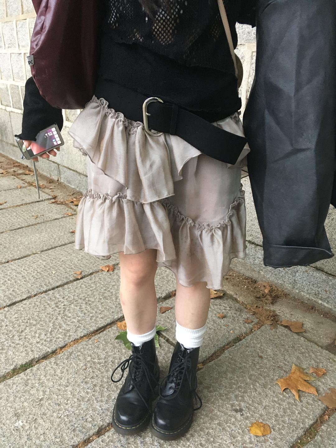 시즈너블 언발 시스루 프릴스커트 3col