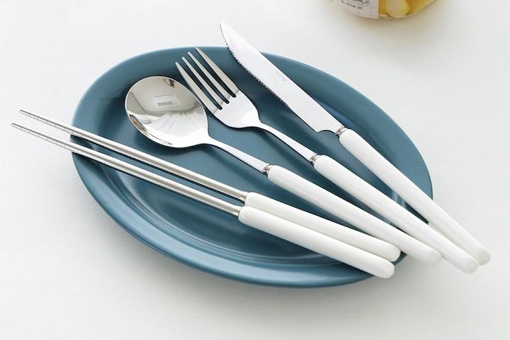 벨로아 커트러리 세트 4p (화이트/블랙/핑크/그레이) 수저 양식기 디너 스푼 포크 나이프