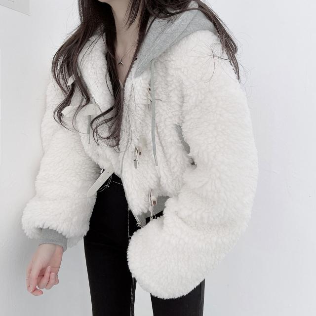 [왕도톰/전체밍크안감] 밍크 퍼 버클 뽀글이 겨울 숏 후드 점퍼