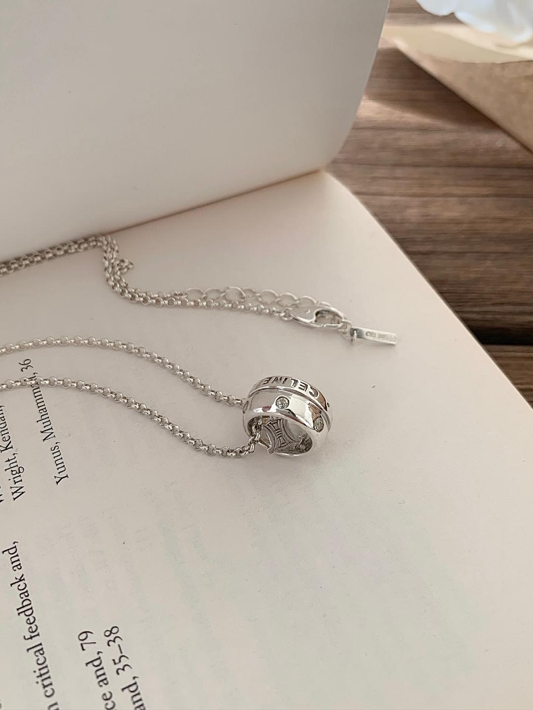 CELINE macadam pendant necklace (silver925)