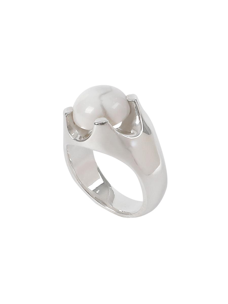 Bold Claw Ring