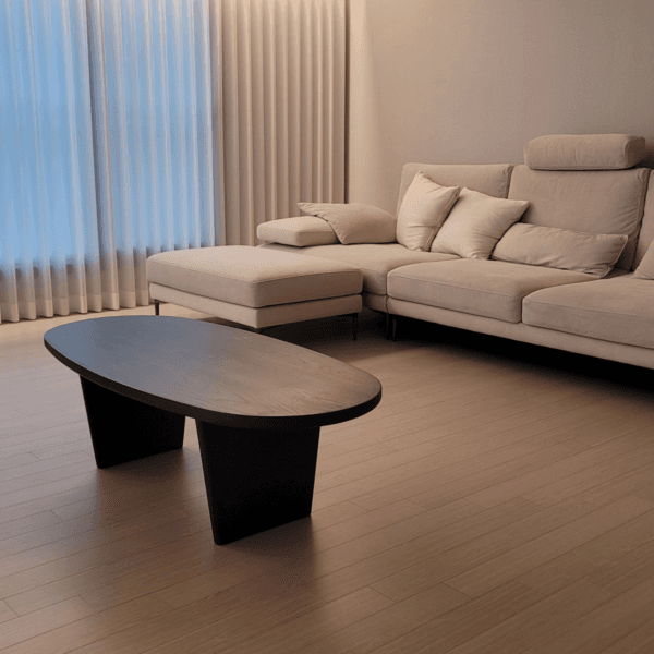 MO111 COFFEE TABLE