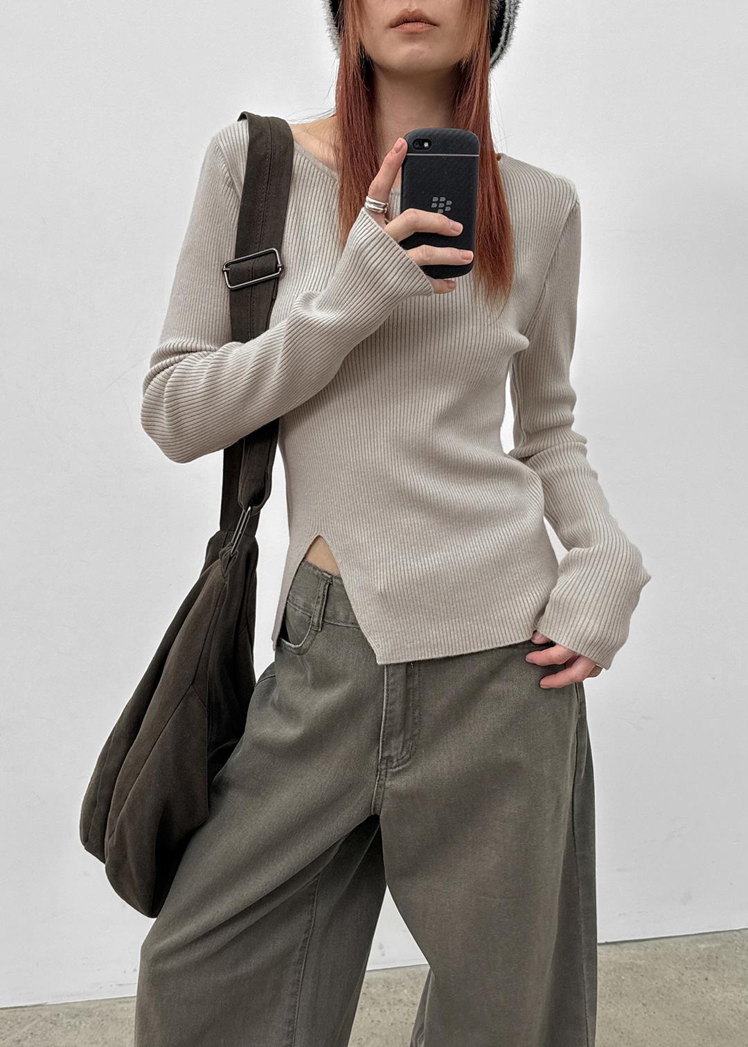 블랙업 [1천장판매] 디커만 슬릿 골지 슬림 니트