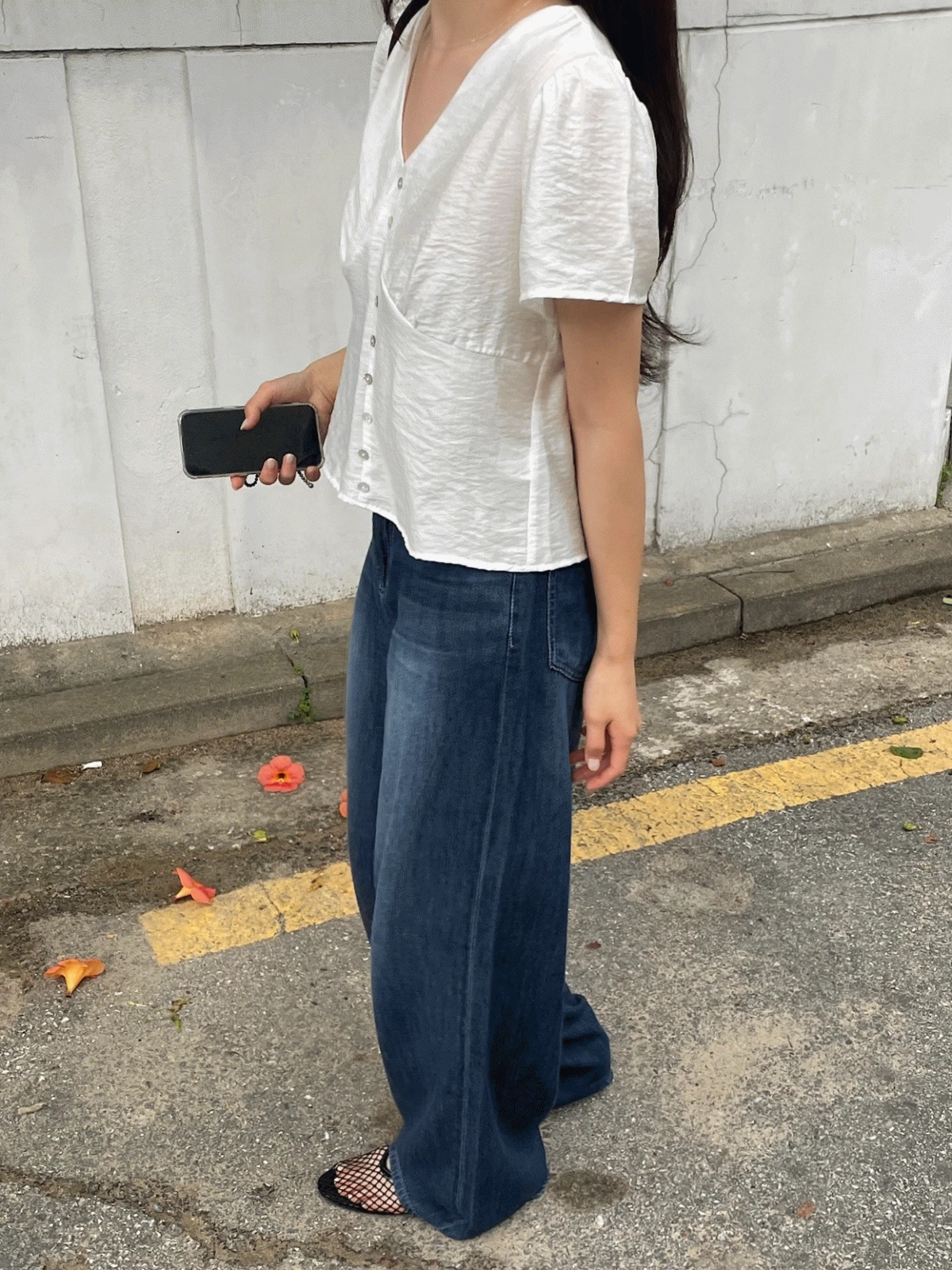 무드 실키 하프 블라우스