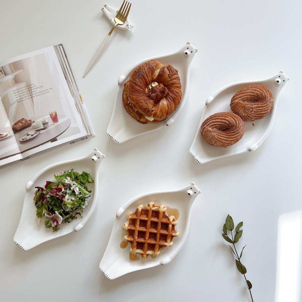 북극곰 접시 폴라베어 화이트 도자기 플레이트 접시 10인치